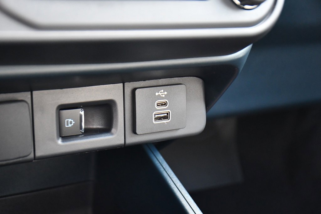 New 2025 Ford Maverick Lariat image 28