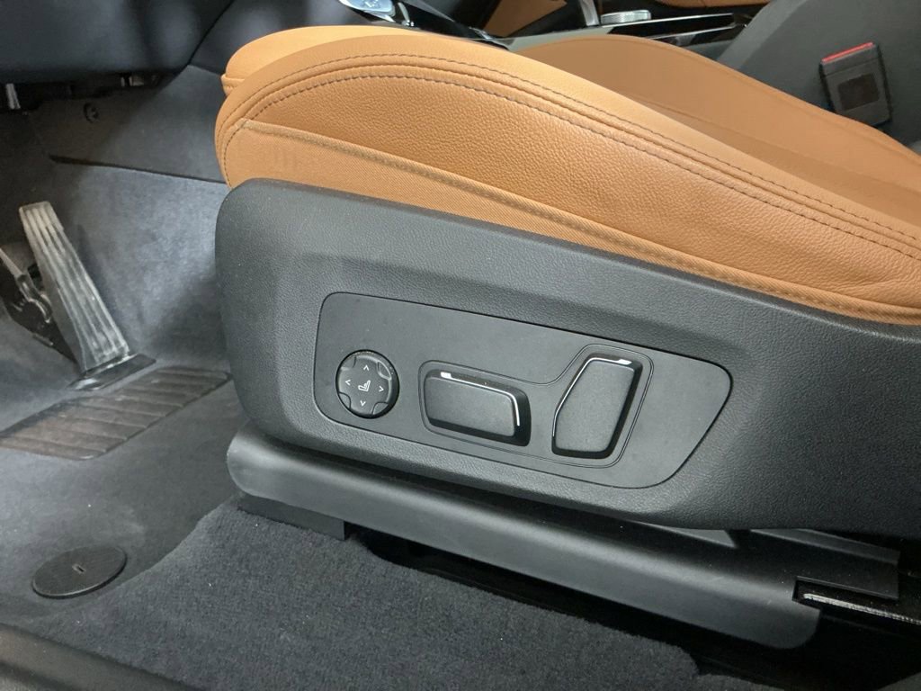 Certified 2024 BMW X3 xDrive30i w/ Premium Package w/ZPA image 20
