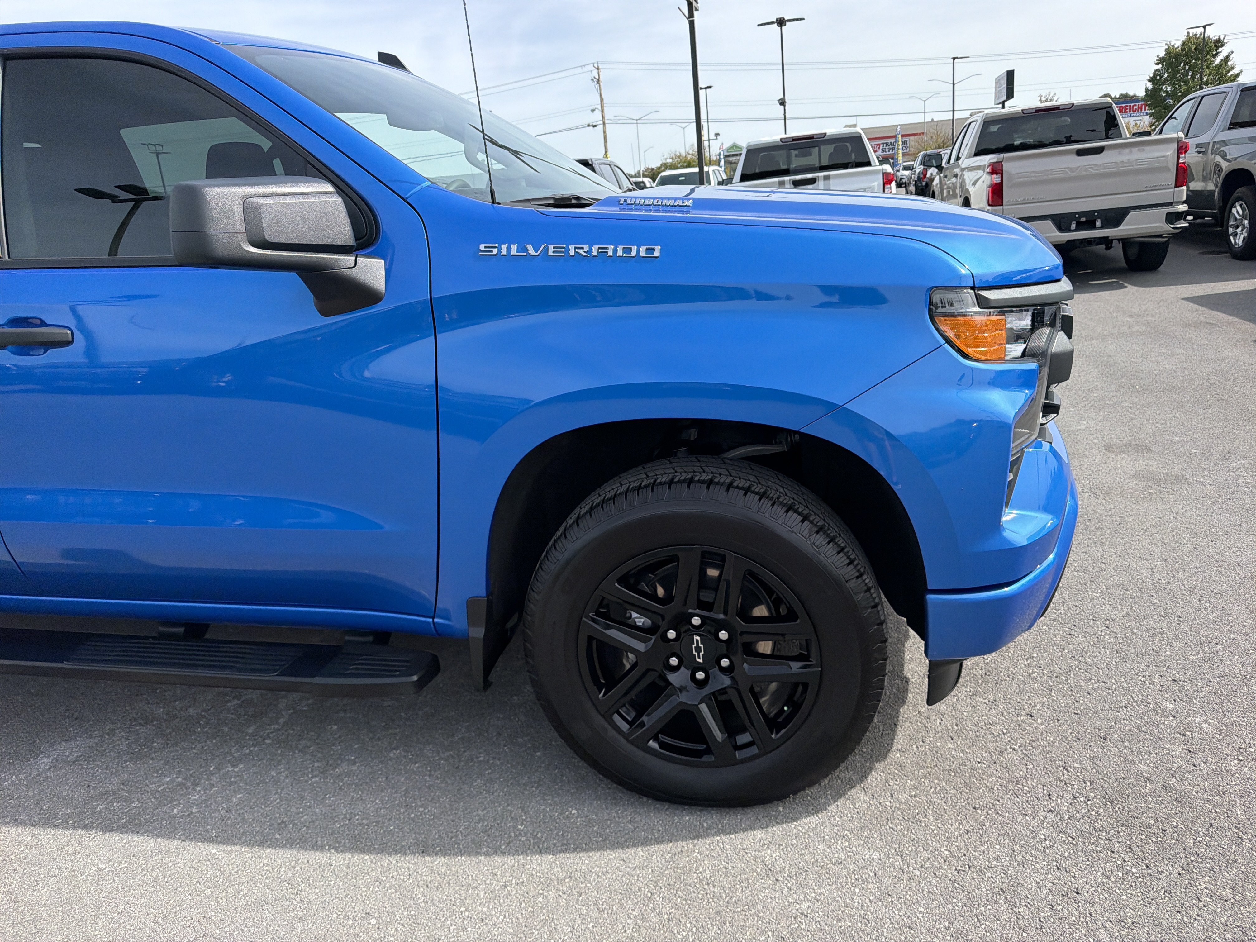 Certified 2026 Chevrolet Silverado 1500 Custom AWD/4WD image 4