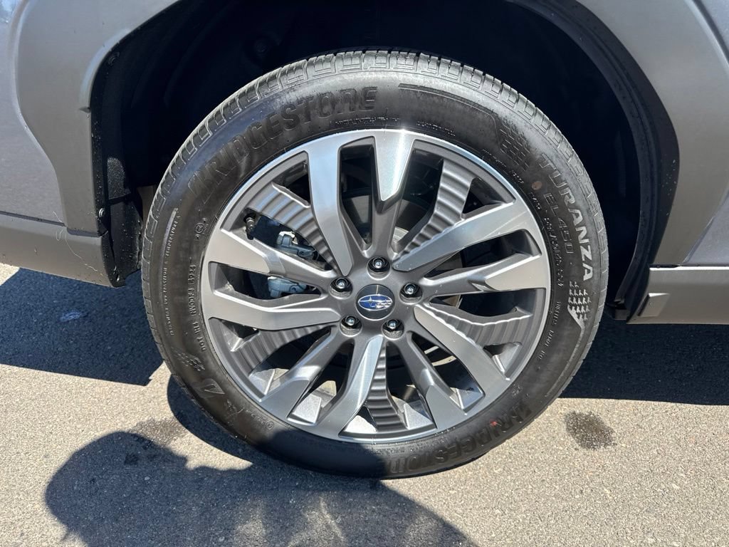 Certified 2025 Subaru Forester Touring AWD/4WD image 9
