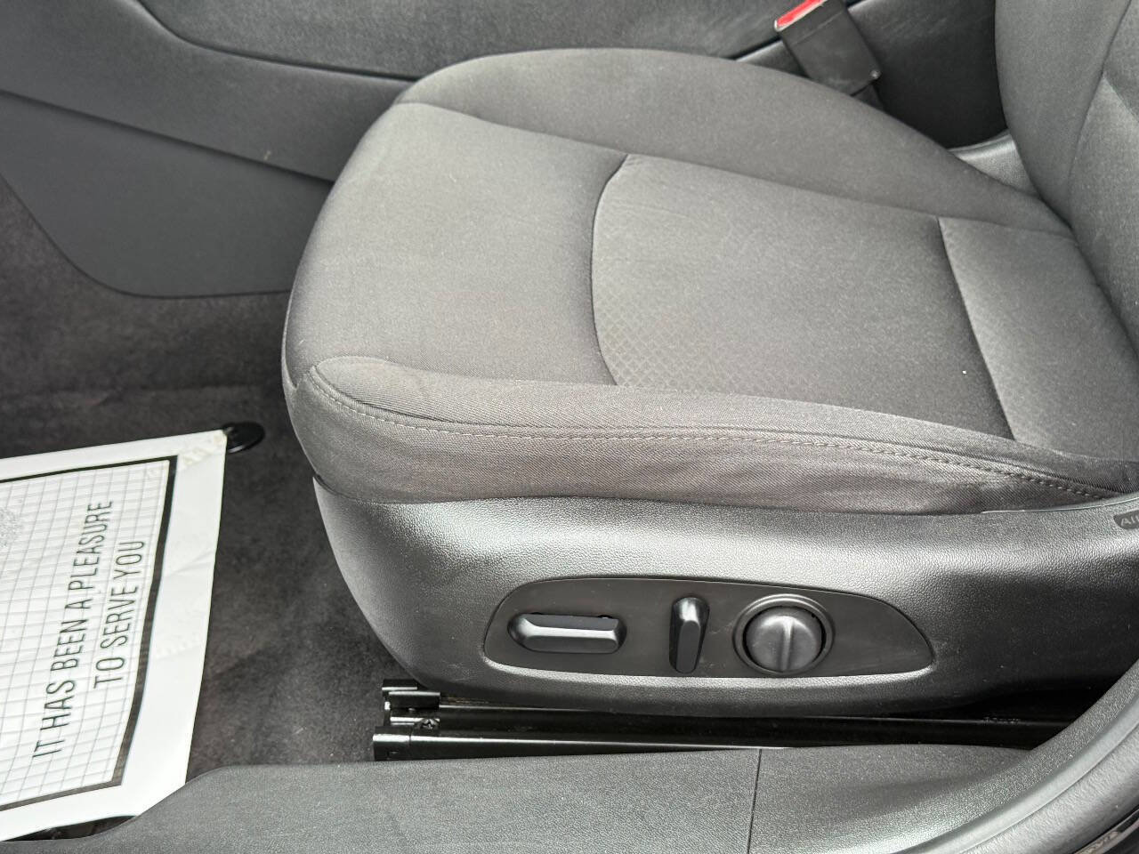 Used 2020 Chevrolet Malibu LT image 14