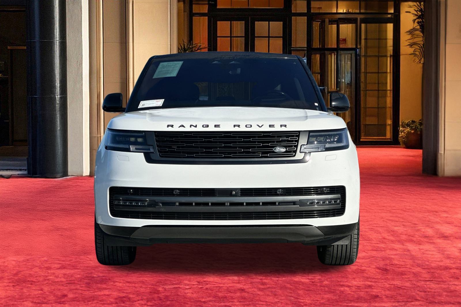 Used 2023 Land Rover Range Rover SE image 7