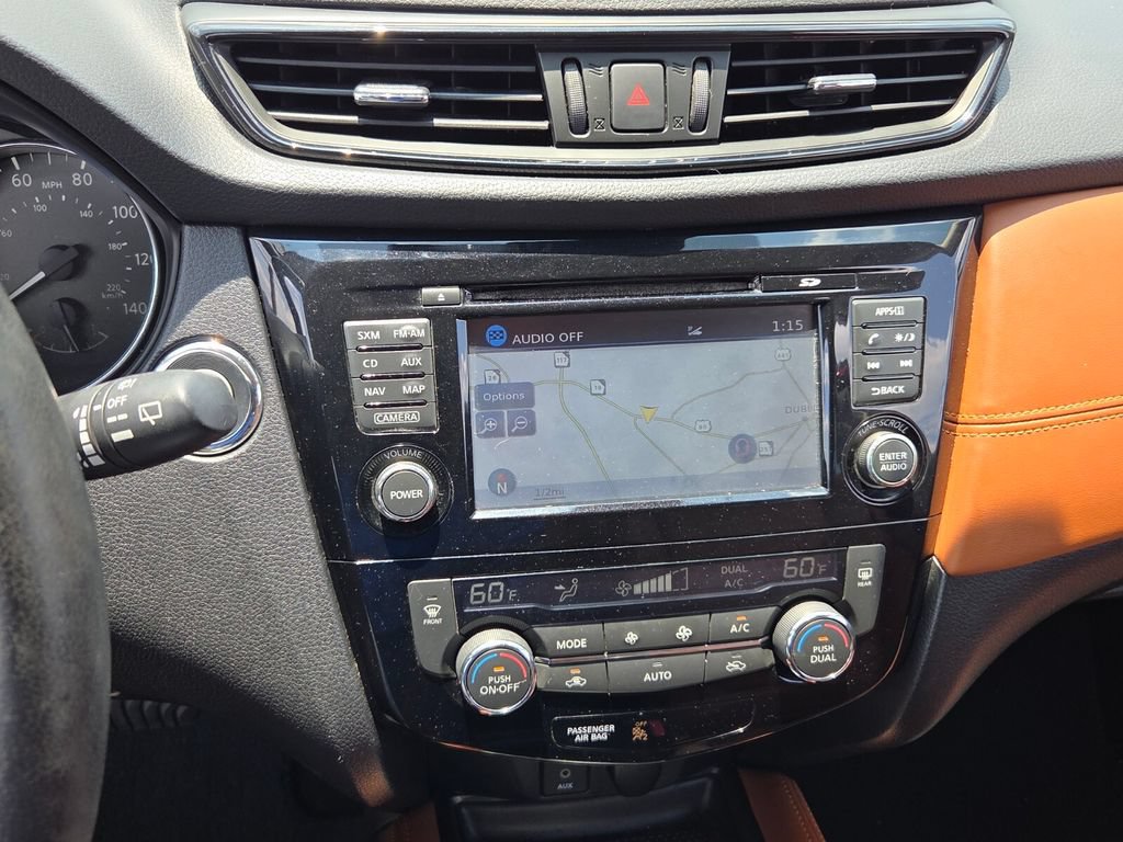 Used 2017 Nissan Rogue SL w/ SL Premium Package FWD image 17