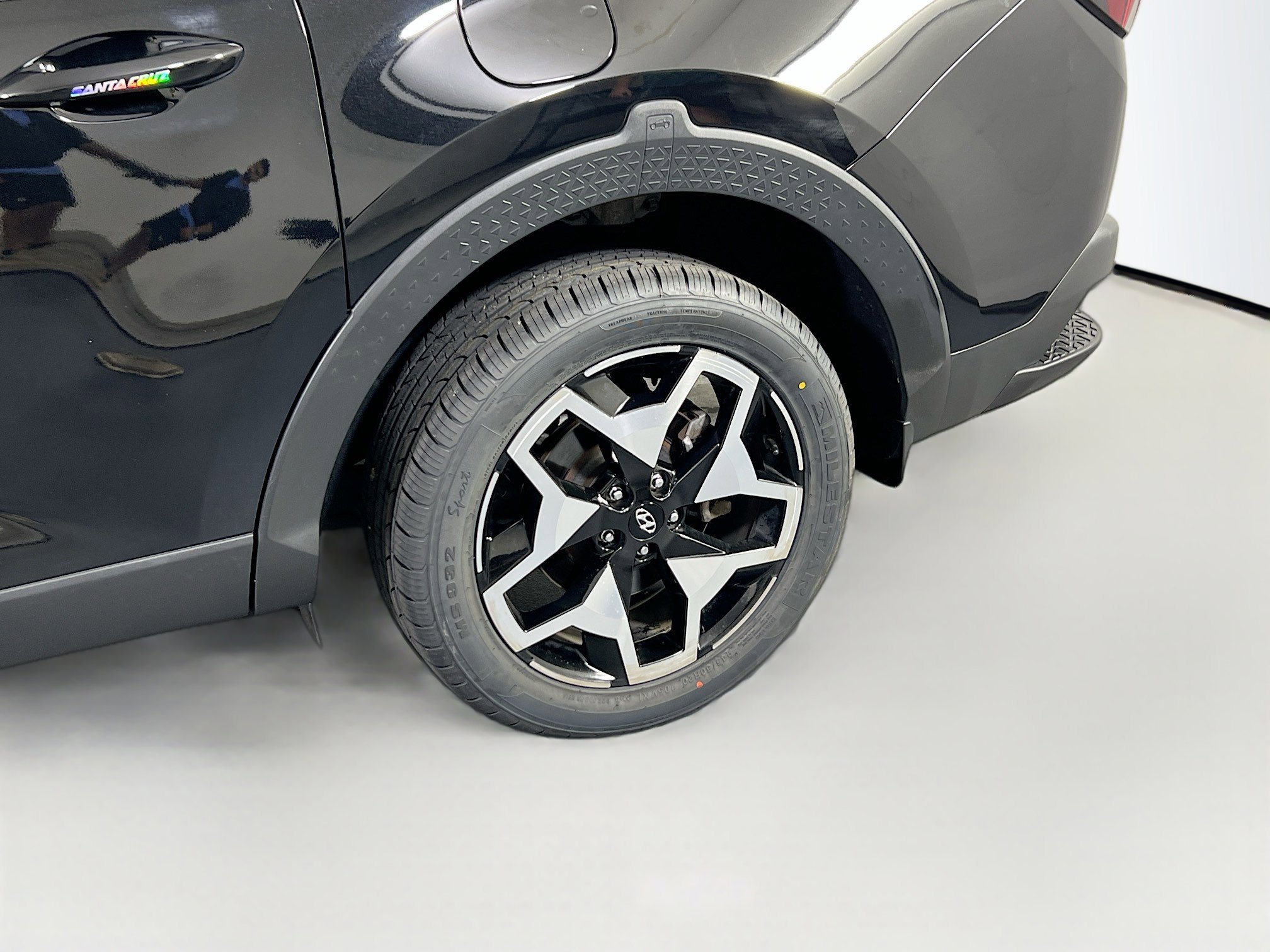 Used 2023 Hyundai Santa Cruz Limited image 30