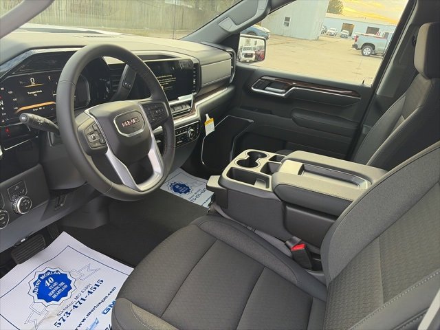 New 2026 GMC Sierra 1500 Elevation image 16