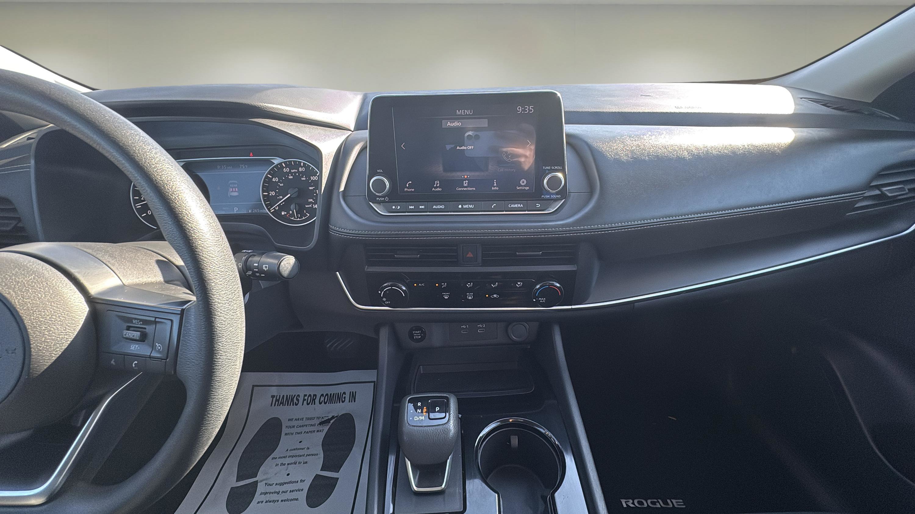 Used 2024 Nissan Rogue S image 10
