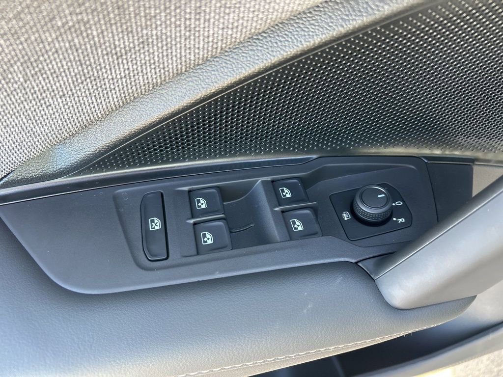 New 2026 Volkswagen Tiguan S image 12