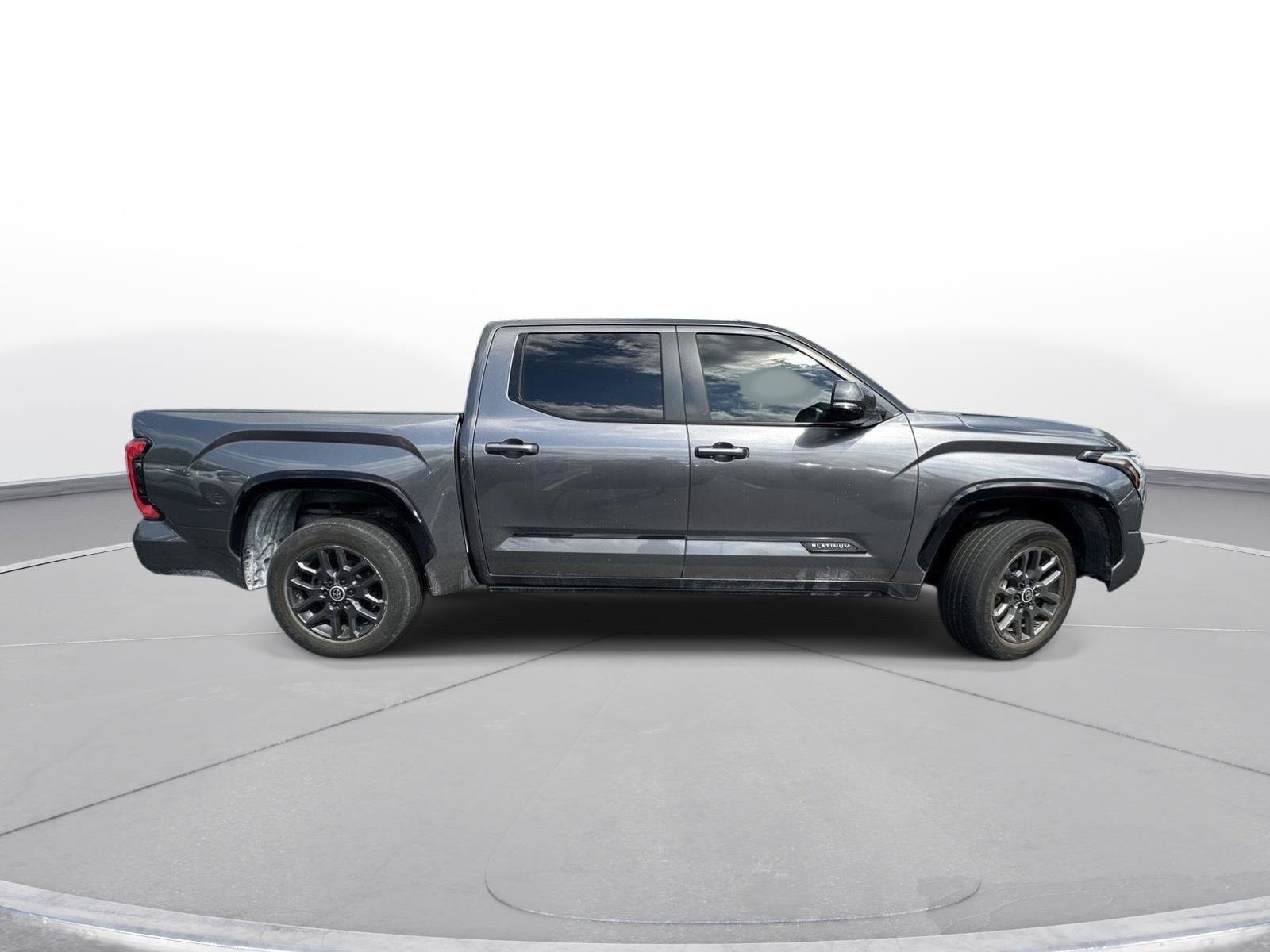 Used 2024 Toyota Tundra Platinum AWD/4WD image 54