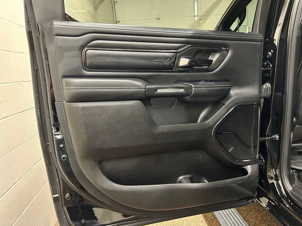 Used 2023 RAM 1500 Limited AWD/4WD image 14