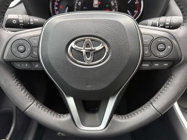 Used 2024 Toyota RAV4 XLE Premium FWD image 24