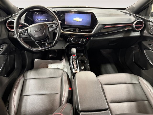 Used 2025 Chevrolet Trax RS w/ Sunroof Package image 10