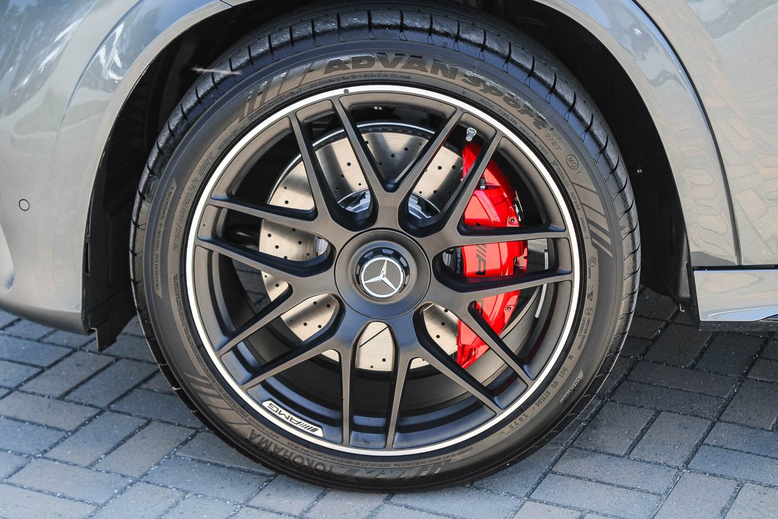 New 2026 Mercedes-Benz GLE 63 AMG S image 11