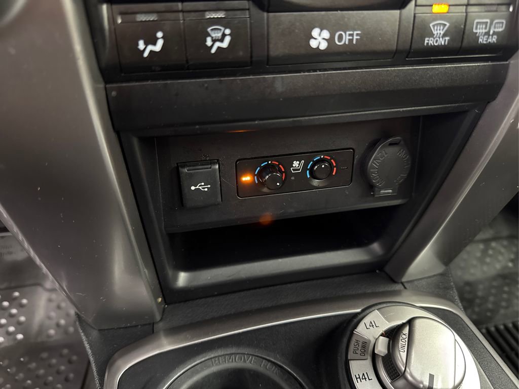 Used 2021 Toyota 4Runner Limited image 42