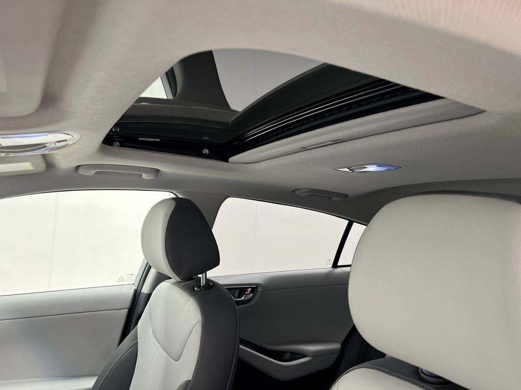 Used 2020 Hyundai Ioniq Limited FWD image 13
