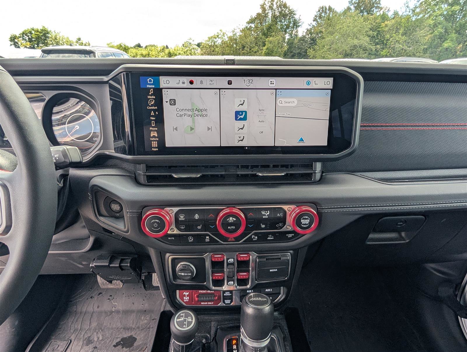 Used 2024 Jeep Gladiator Rubicon image 20