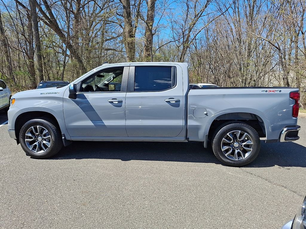 Used 2024 Chevrolet Silverado 1500 LT image 8