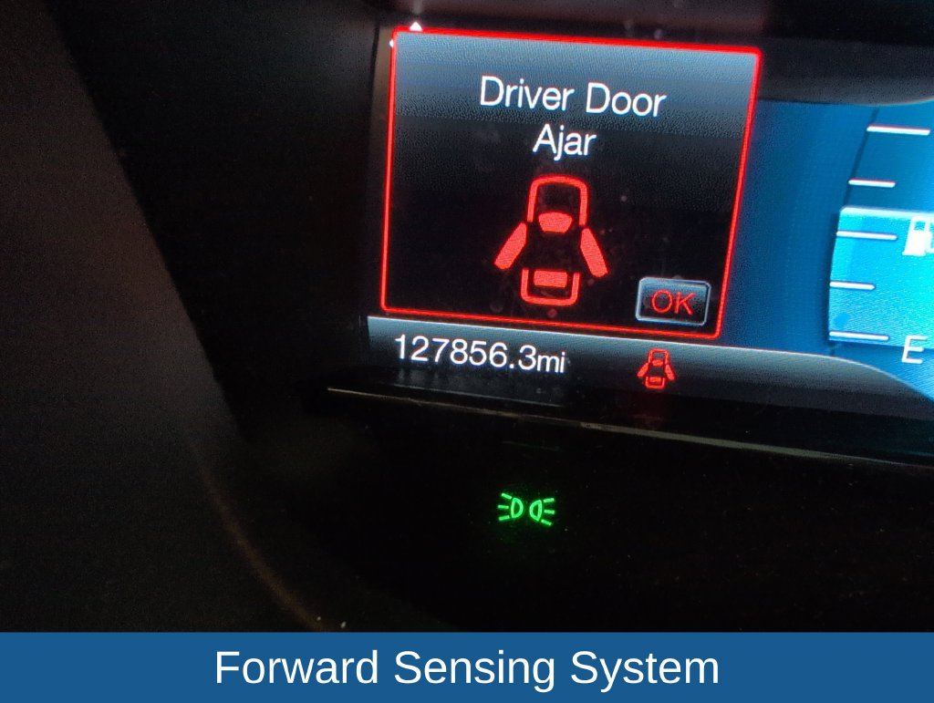 Used 2016 Ford Explorer XLT w/ Equipment Group 202A AWD/4WD image 23
