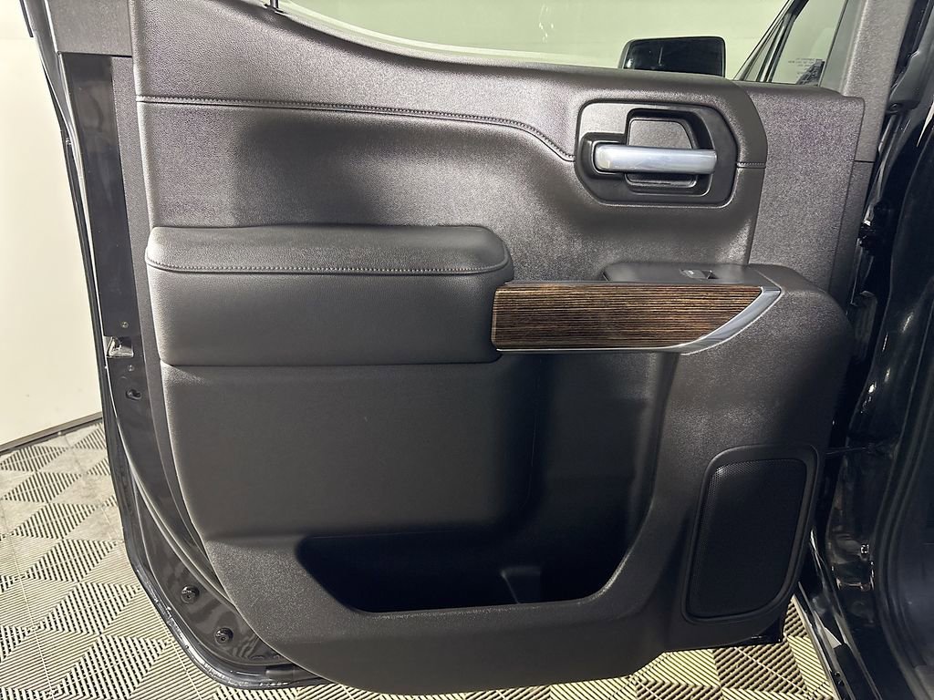 Used 2021 GMC Sierra 1500 Elevation image 18