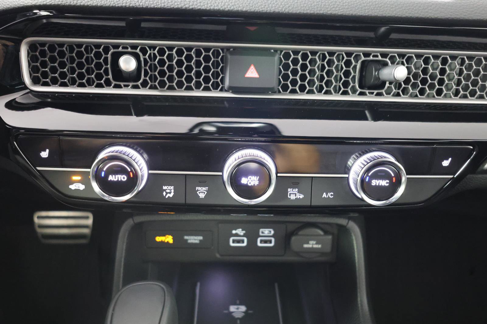 Used 2024 Honda Civic Sport Touring image 18