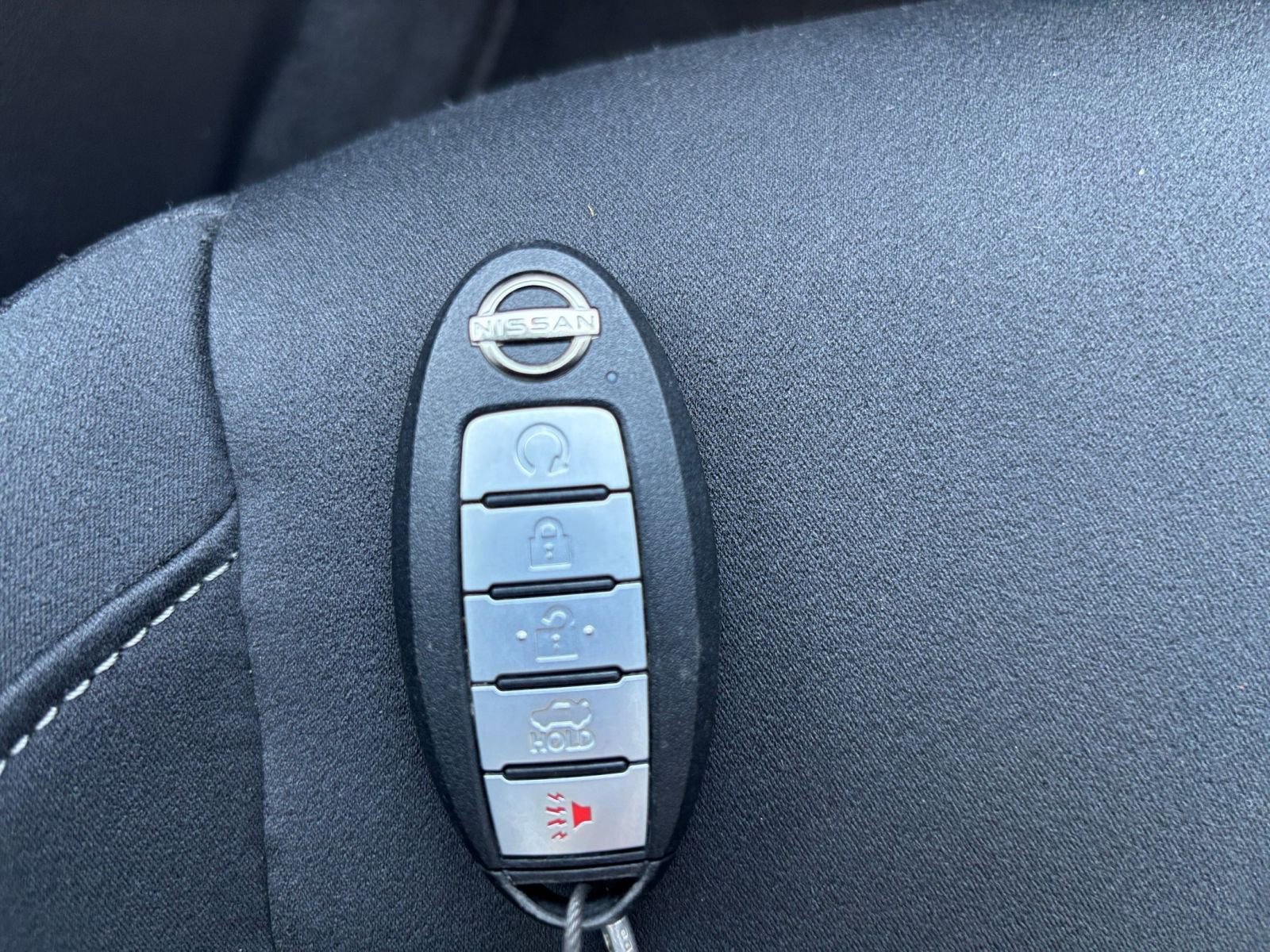 Used 2025 Nissan Altima 2.5 SV FWD image 25