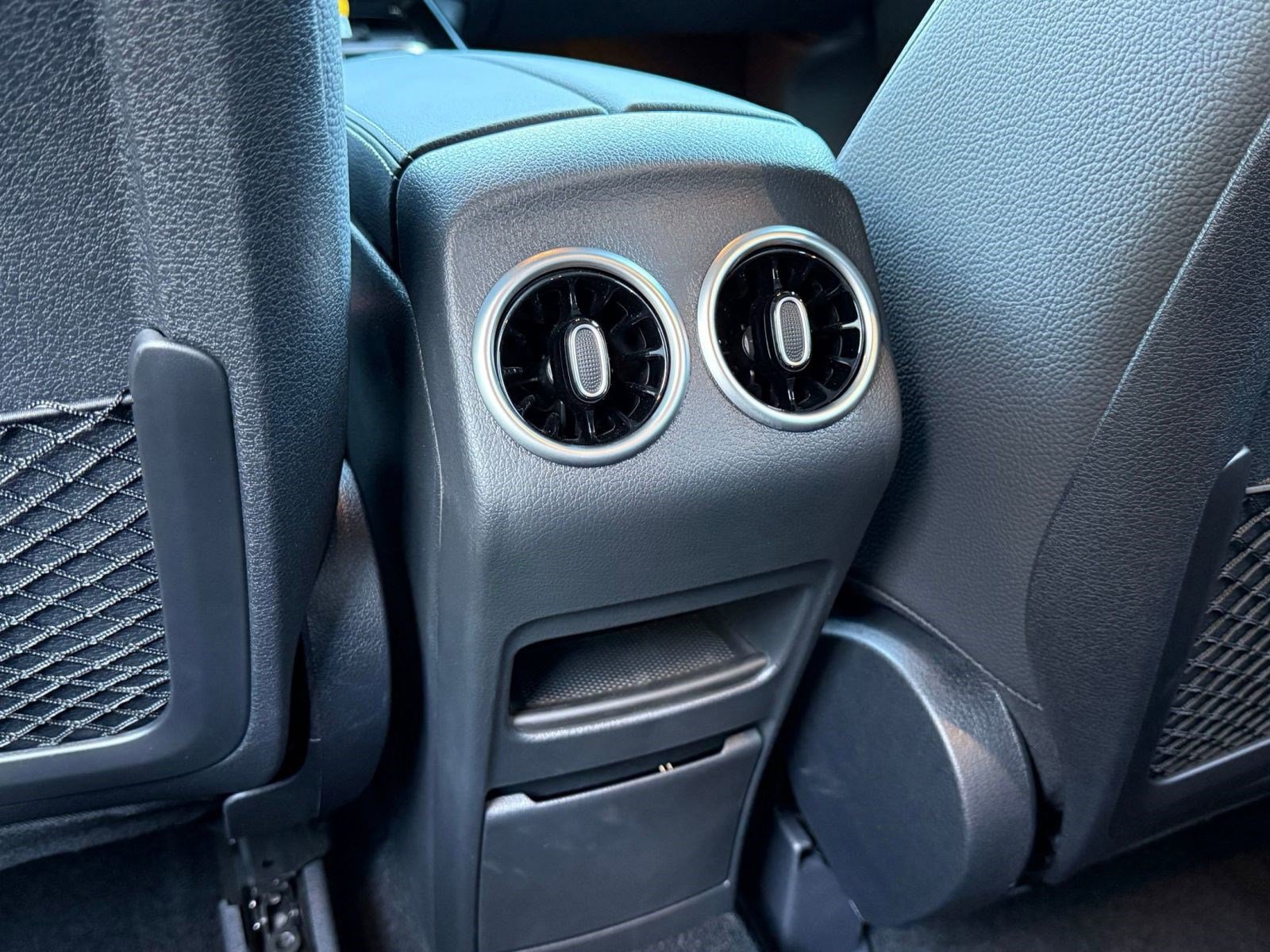 New 2026 Mercedes-Benz GLB 250 4MATIC image 31