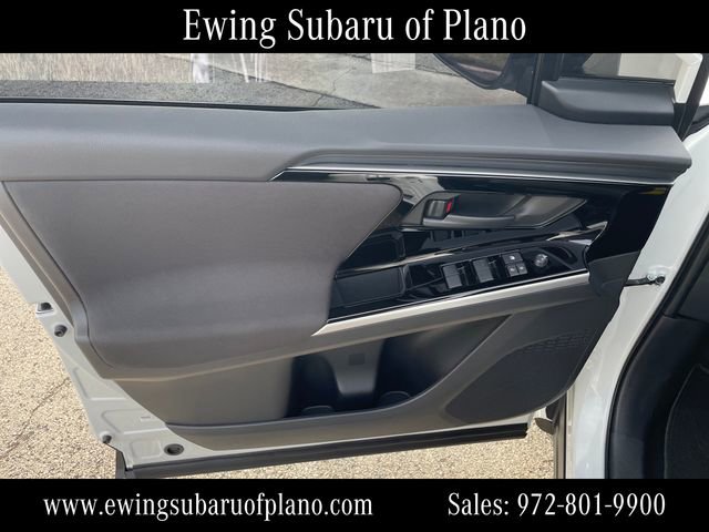 Used 2025 Subaru Solterra Premium w/ Premium Convenience Package image 11