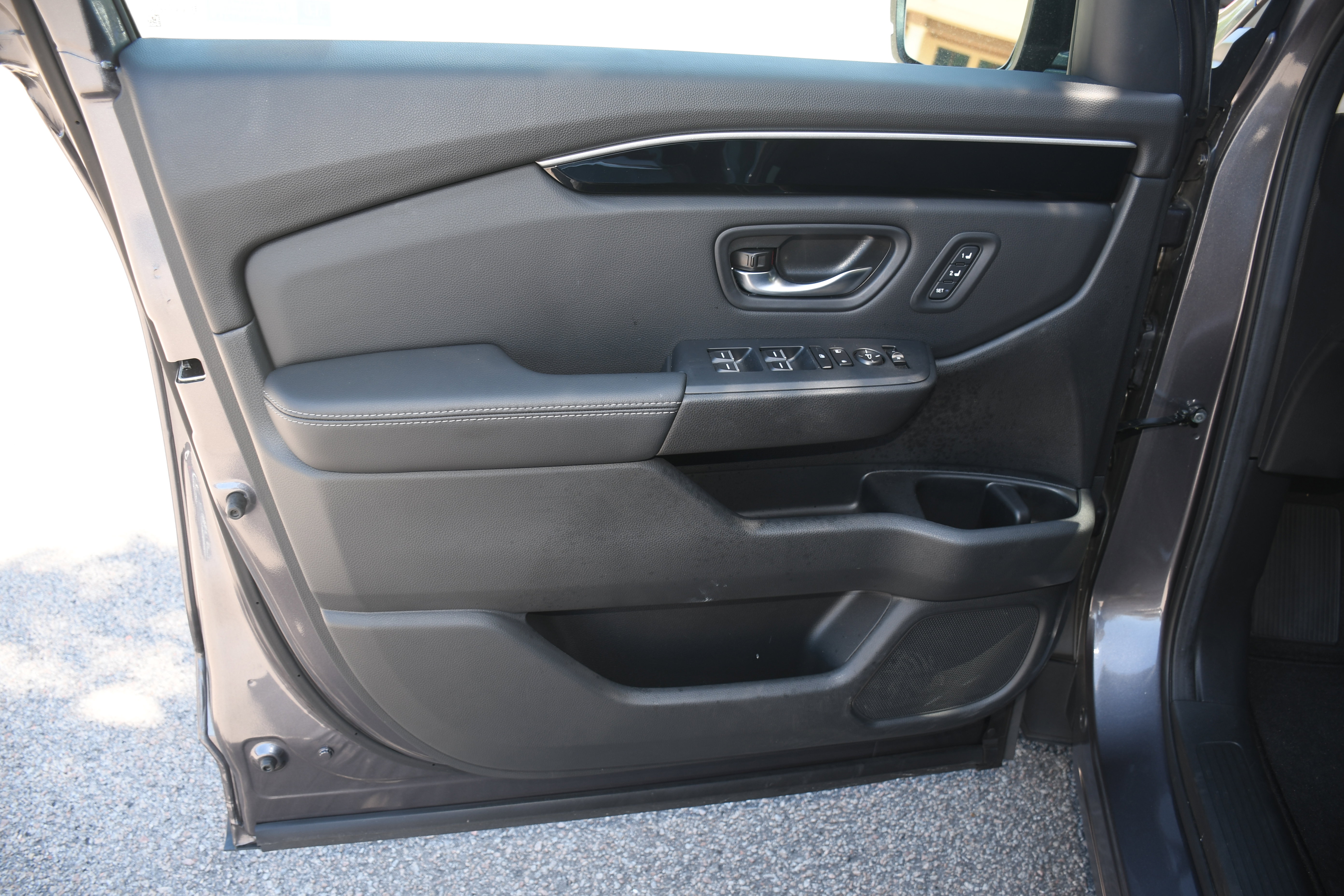 Certified 2025 Honda Pilot EX-L image 9