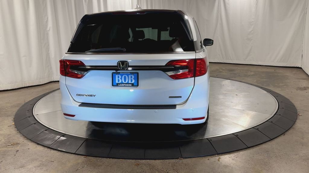 Used 2023 Honda Odyssey Touring image 9