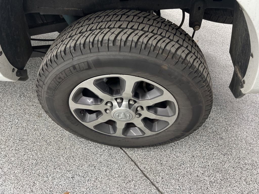 Used 2024 RAM 2500 Limited w/ Towing Technology Group image 8