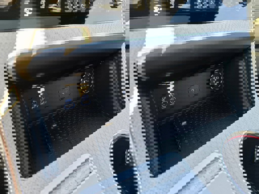 New 2026 Genesis GV80 3.5T Prestige image 30