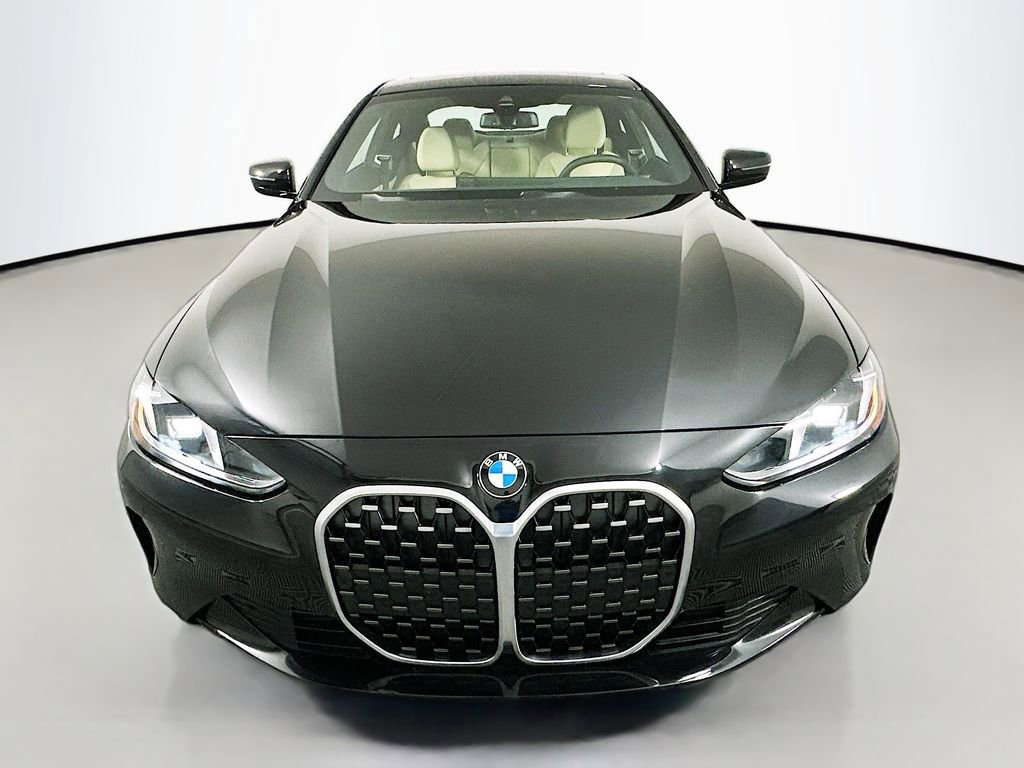 Used 2025 BMW 430i Coupe w/ Convenience Package image 2