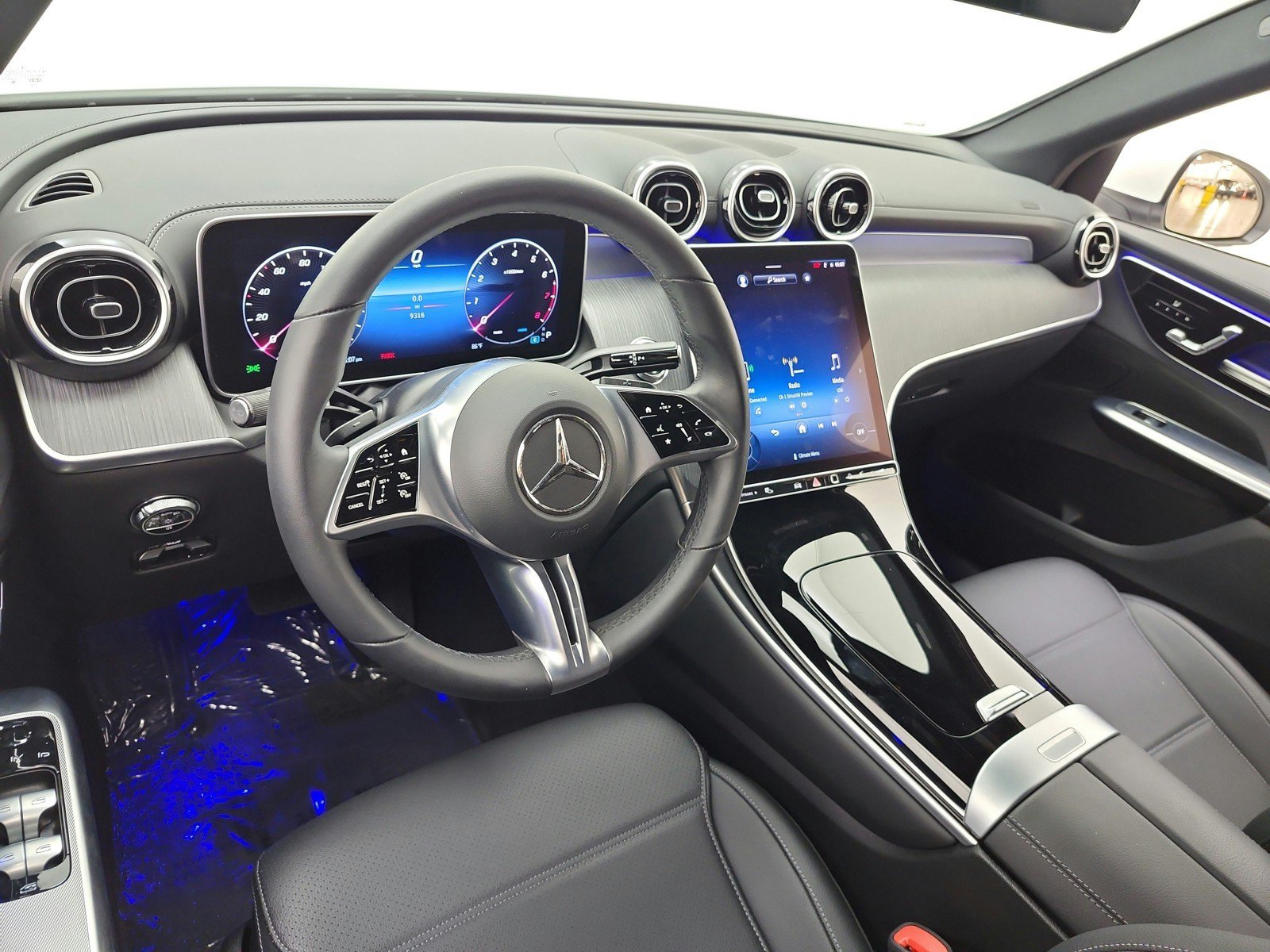 Used 2024 Mercedes-Benz GLC 300 image 14