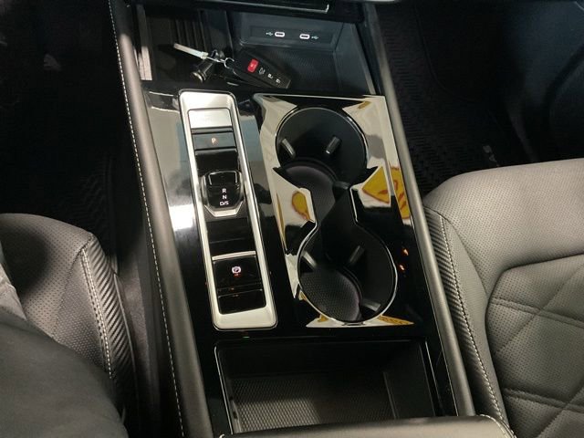 Used 2025 Volkswagen Atlas Cross Sport SE image 15