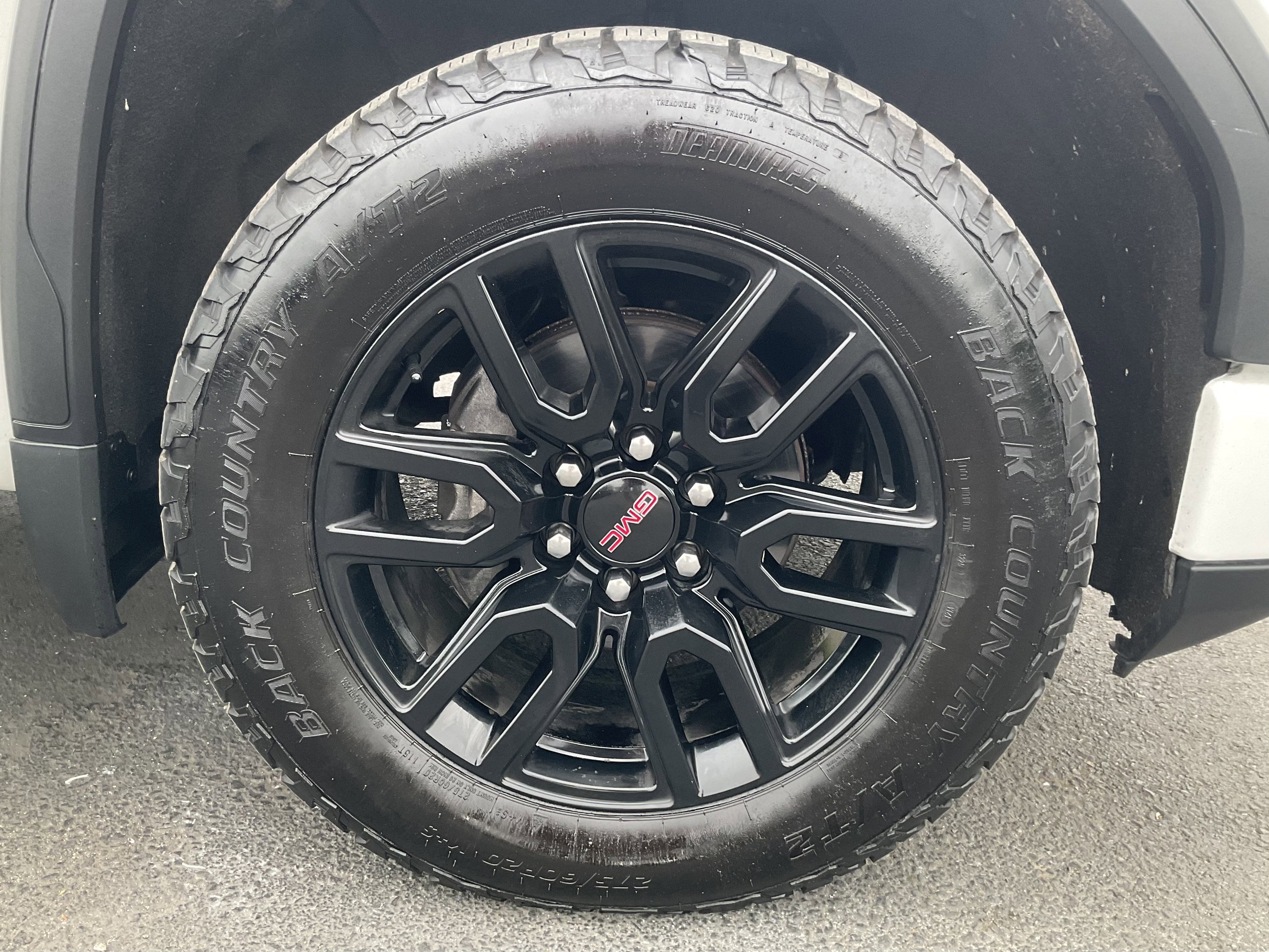 Used 2022 GMC Sierra 1500 Elevation w/ Elevation Premium Package AWD/4WD image 13