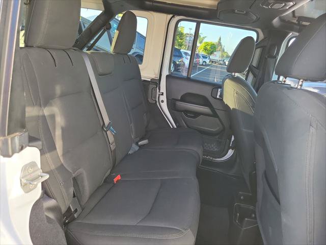 Certified 2020 Jeep Wrangler Unlimited Sahara AWD/4WD image 23