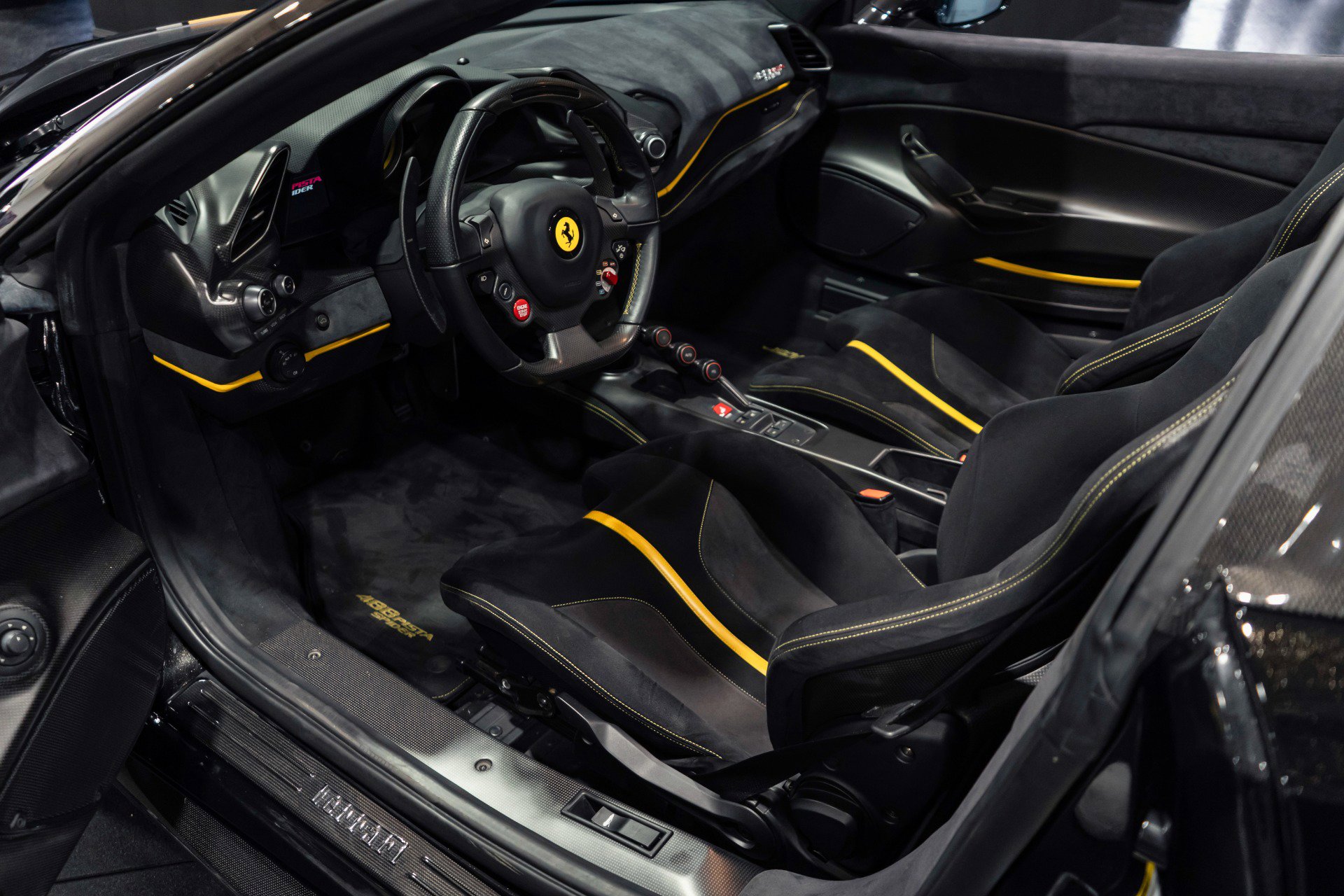 Used 2020 Ferrari 488 Pista Spider image 27