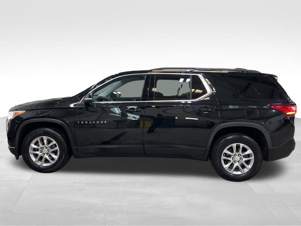 Used 2021 Chevrolet Traverse LT FWD image 2