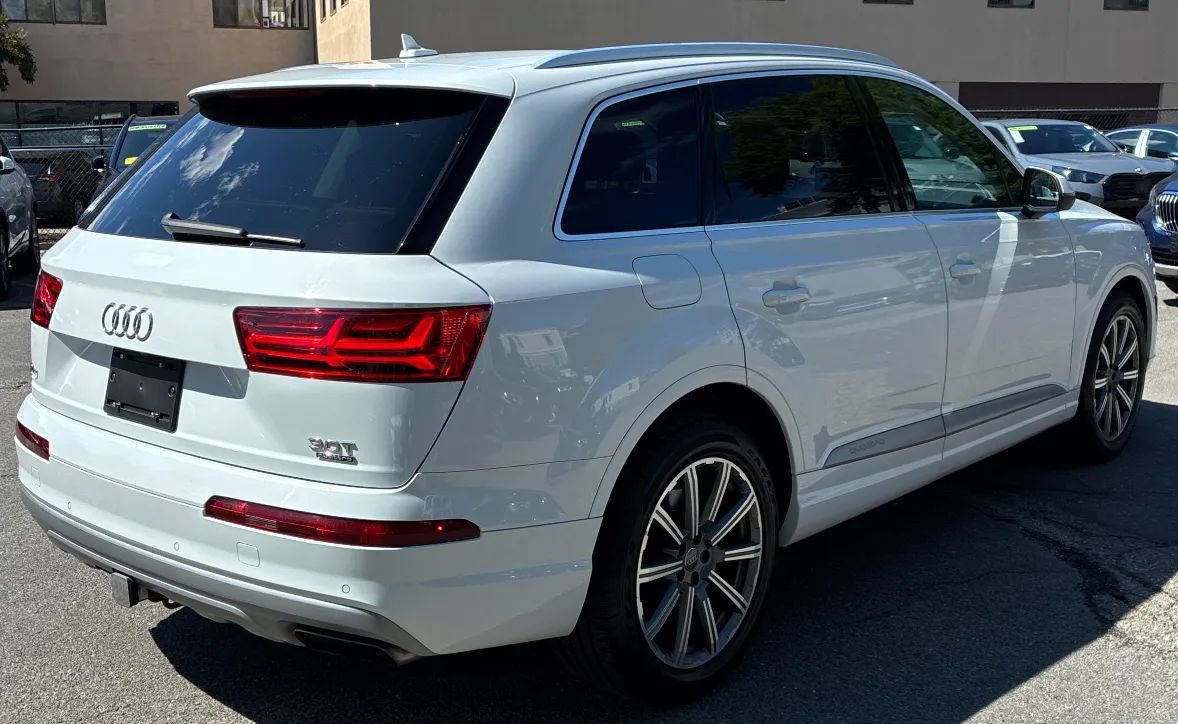 Used 2018 Audi Q7 3.0T Premium Plus AWD/4WD image 5