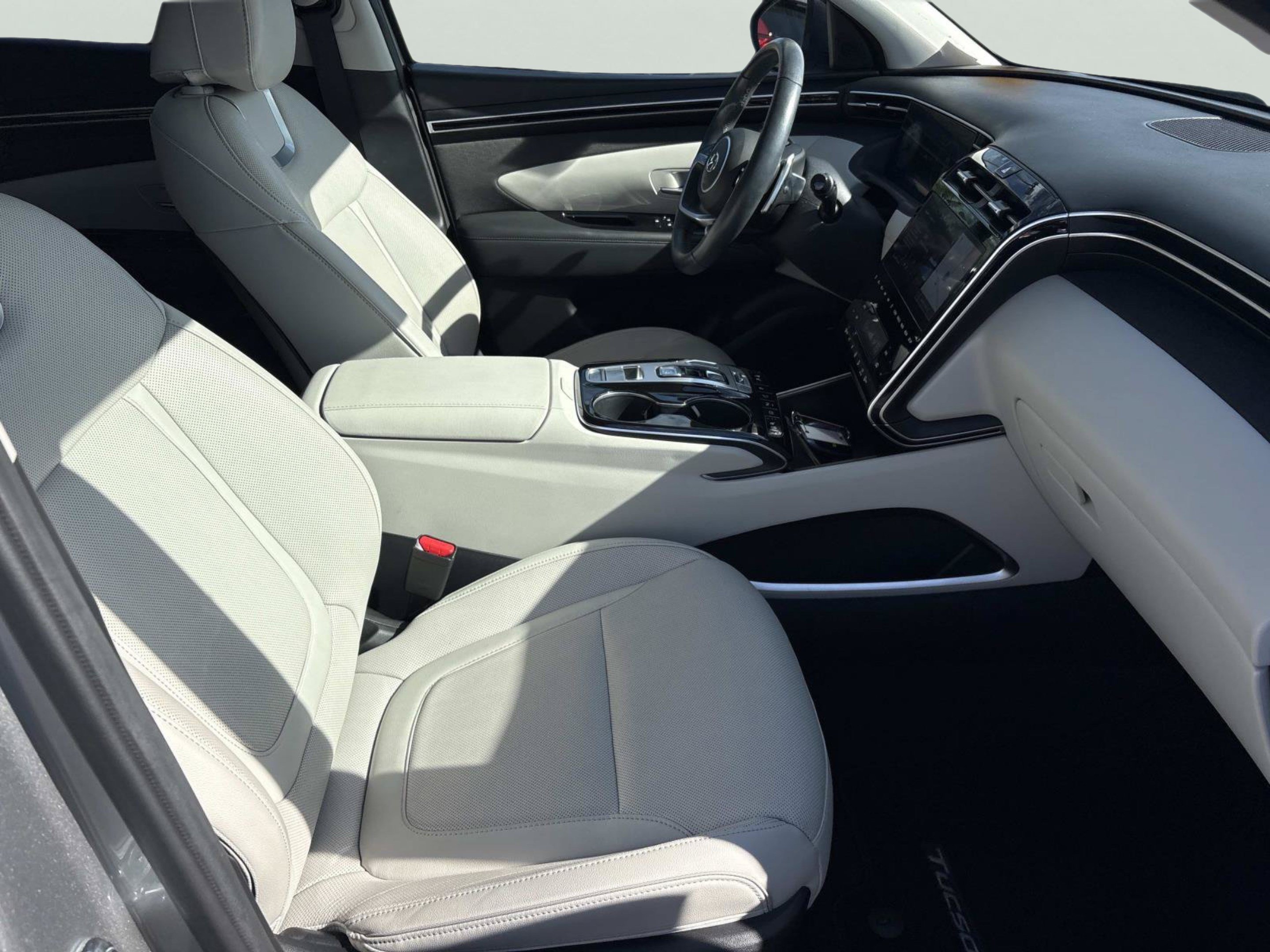 Used 2023 Hyundai Tucson Limited FWD image 20