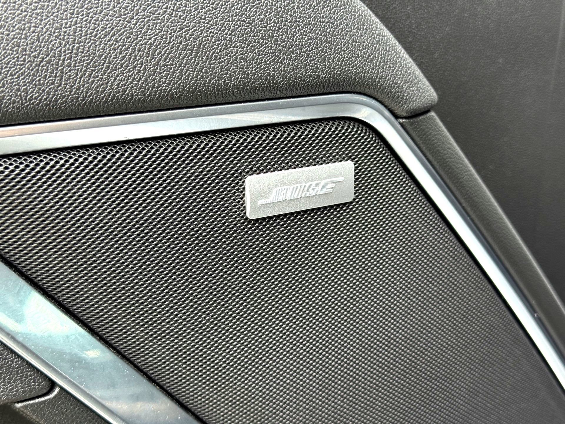 Used 2025 Chevrolet Silverado 2500 LTZ w/ LTZ Convenience Package image 15