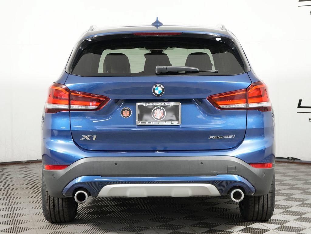 Used 2021 BMW X1 xDrive28i w/ Convenience Package AWD/4WD image 4