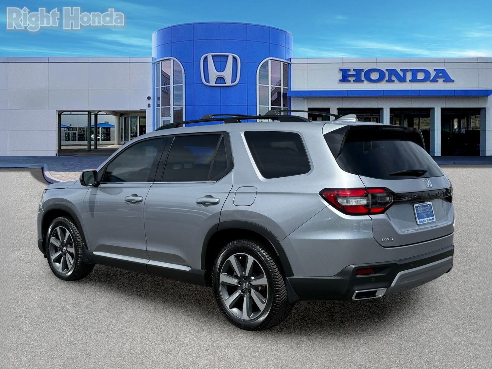 Certified 2025 Honda Pilot Elite image 4
