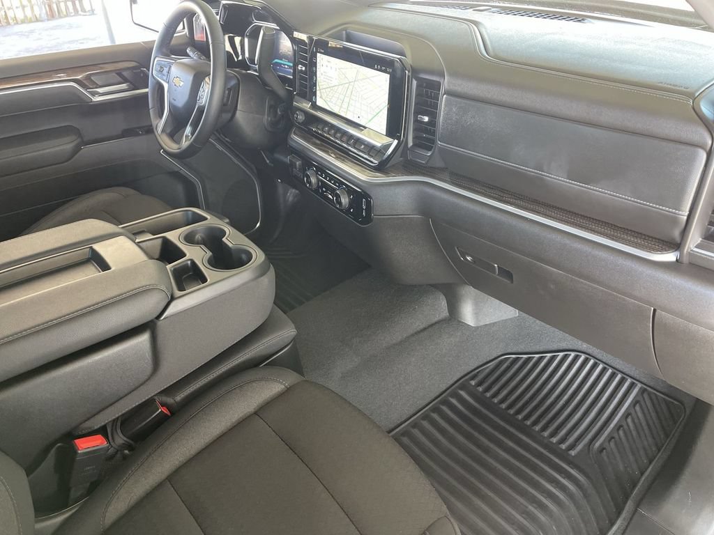 Certified 2026 Chevrolet Silverado 1500 LT AWD/4WD image 28
