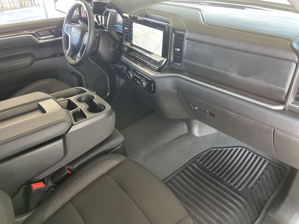 Used 2026 Chevrolet Silverado 1500 LT image 28