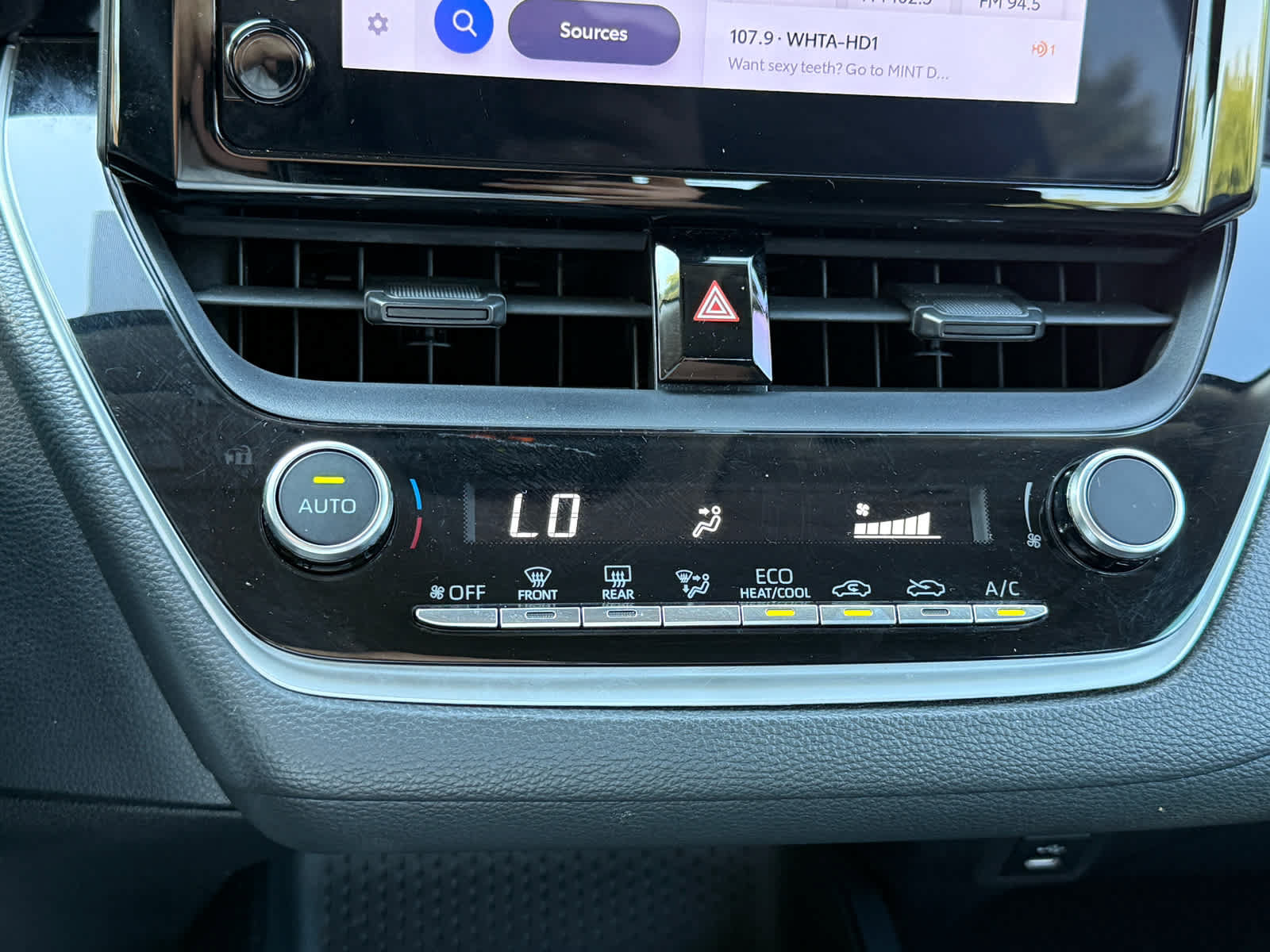 Used 2023 Toyota Corolla LE FWD image 18