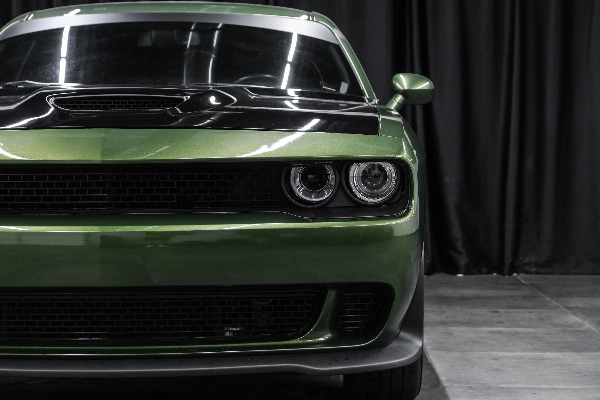 Used 2022 Dodge Challenger SXT w/ Plus Package RWD image 36