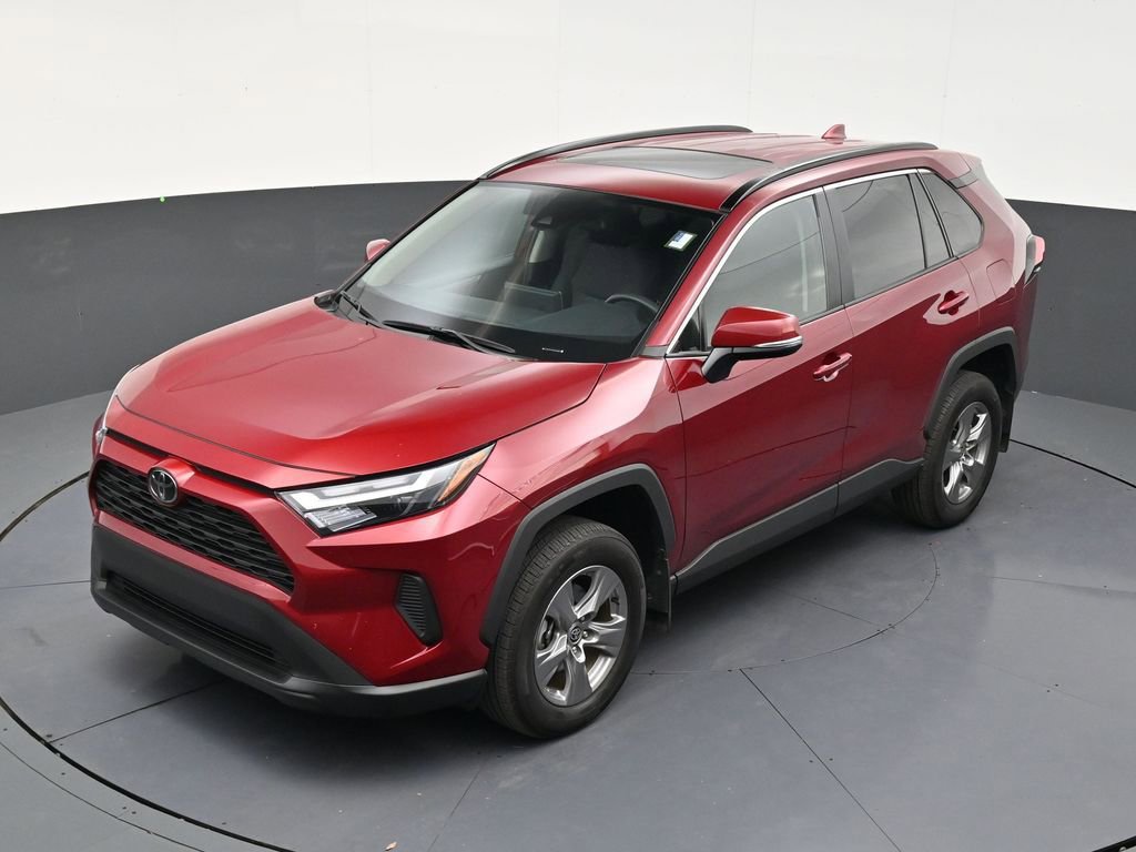 Used 2025 Toyota RAV4 XLE w/ Convenience Package FWD image 12