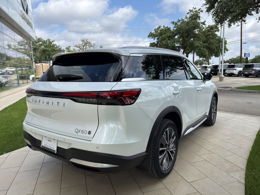 New 2026 INFINITI QX60 Luxe w/ Family Package AWD/4WD image 5