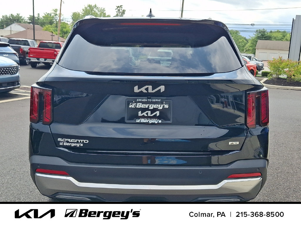 Certified 2026 Kia Sorento EX AWD/4WD image 6