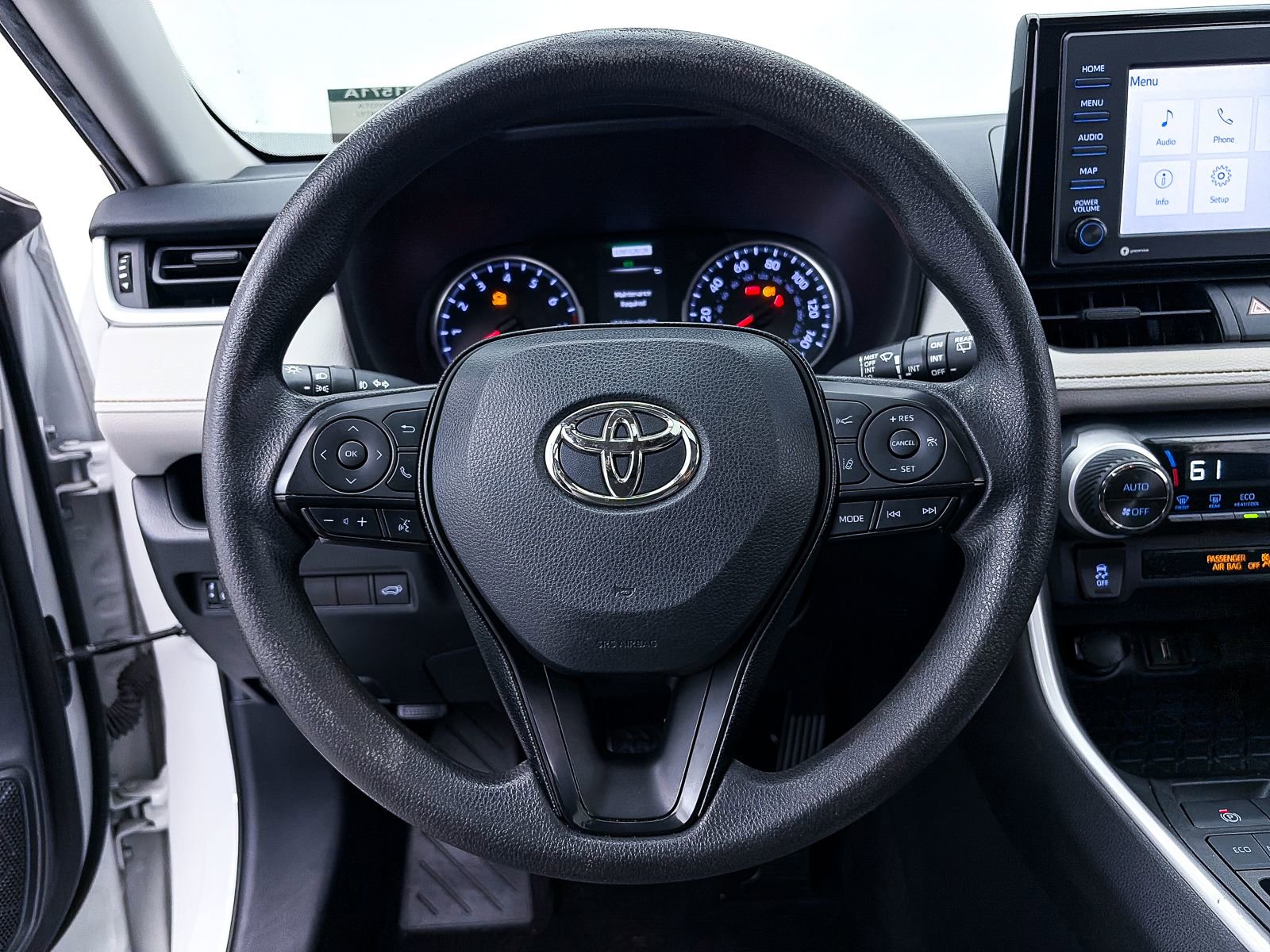 Used 2020 Toyota RAV4 XLE w/ Convenience Package image 25